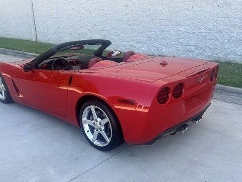 Used 2005 Chevrolet Corvette Convertible w/ Preferred Equipment Group RWD image 21