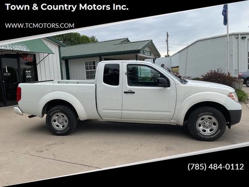 Used 2017 Nissan Frontier S RWD image 1