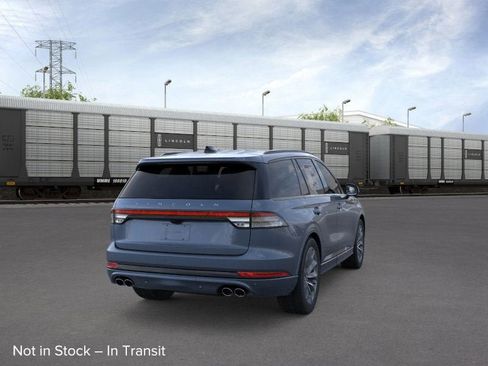 New 2026 Lincoln Aviator 2WD w/ Jet Appearance Package image 30