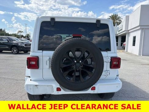 Used 2021 Jeep Wrangler Unlimited Sahara AWD/4WD image 6
