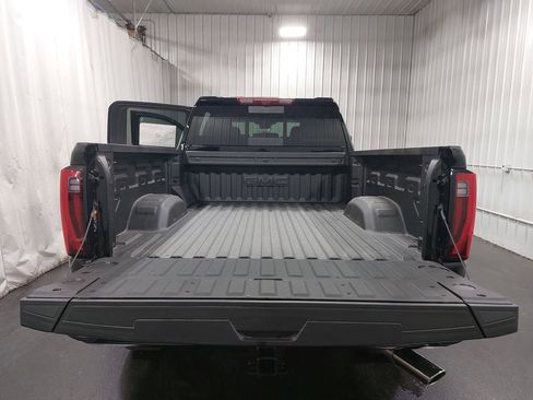 New 2026 GMC Sierra 3500 Denali w/ Denali Reserve Package image 13