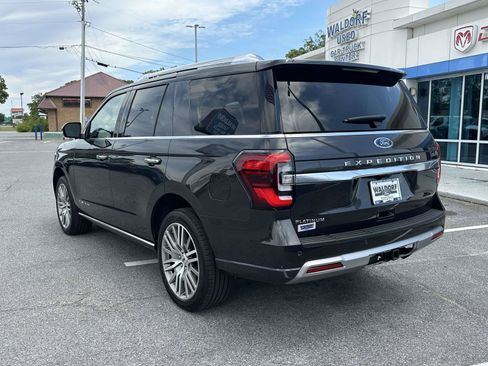 Used 2023 Ford Expedition Platinum AWD/4WD image 4