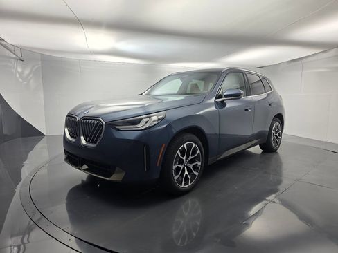 Certified 2026 BMW X3 xDrive30i AWD/4WD image 8