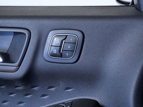 Certified 2020 Ford Escape Titanium image 25