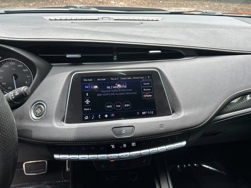 Used 2019 Cadillac XT4 Sport w/ Cold Weather Package AWD/4WD image 18