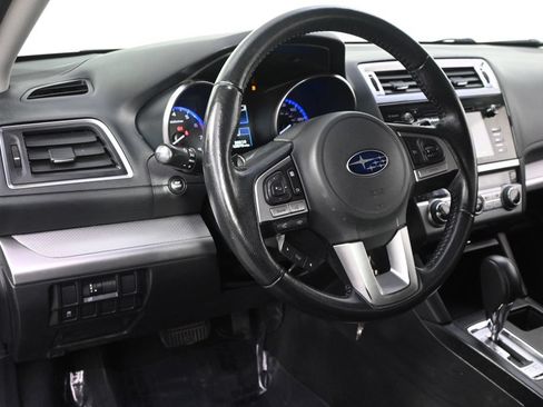 Used 2016 Subaru Outback 2.5i Premium w/ Popular Package #2 AWD/4WD image 12