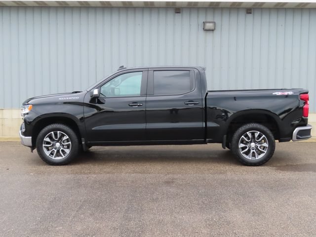 Used 2024 Chevrolet Silverado 1500 LT AWD/4WD image 7