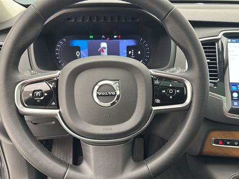 Used 2023 Volvo XC90 B6 Plus w/ Protection Package AWD/4WD image 16