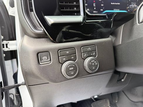 Used 2026 Chevrolet Silverado 2500 LT AWD/4WD image 24