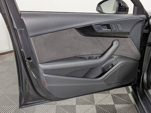 Used 2019 Audi S4 Premium Plus w/ Premium Plus Package image 12