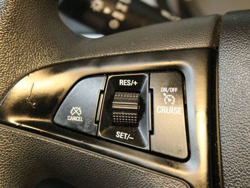 Used 2017 Chevrolet Equinox LS image 21