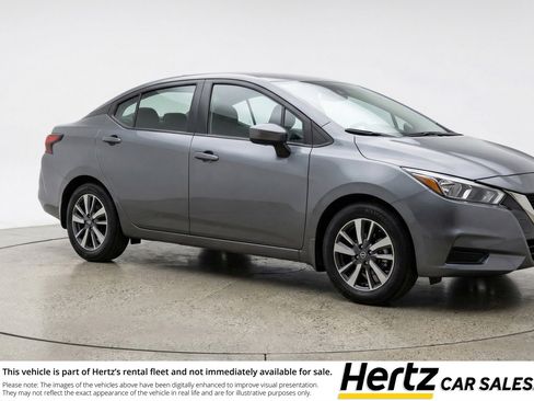 Used 2025 Nissan Versa SV image 1