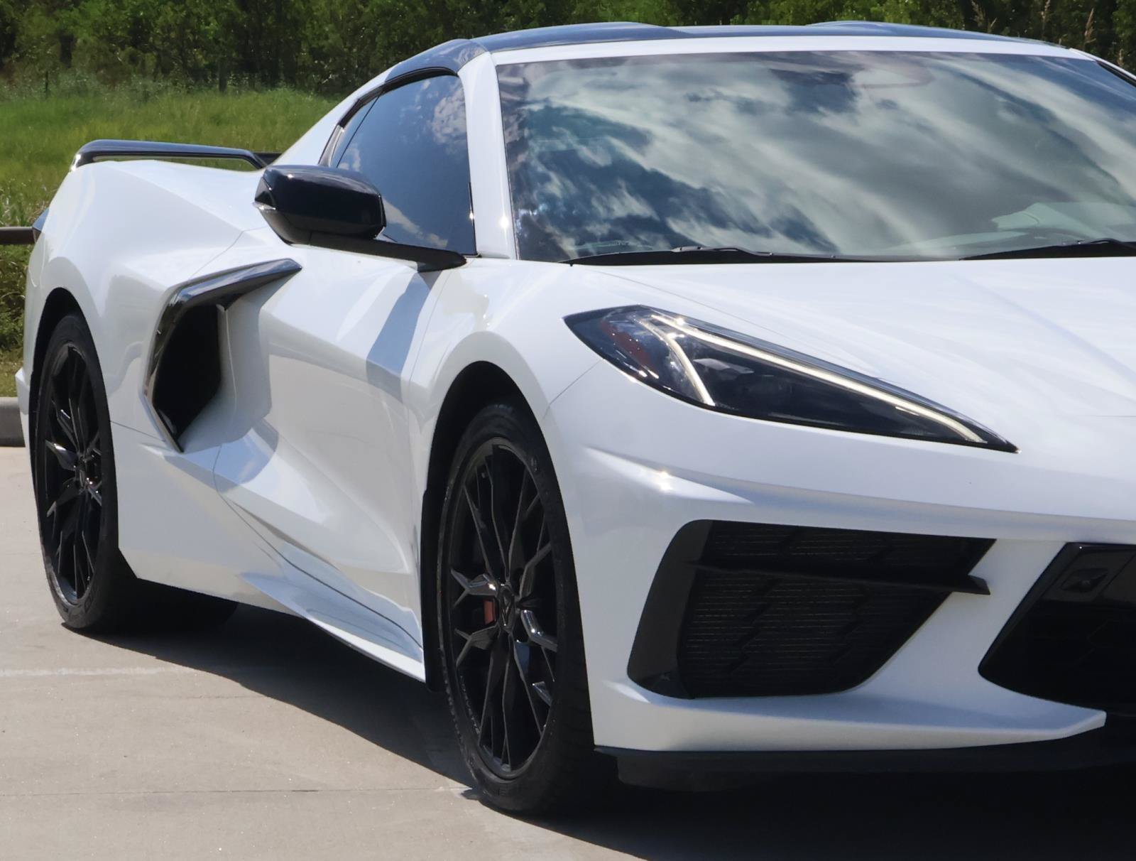 Used 2024 Chevrolet Corvette Stingray Premium Cpe w/ Z51 Performance Package RWD image 7