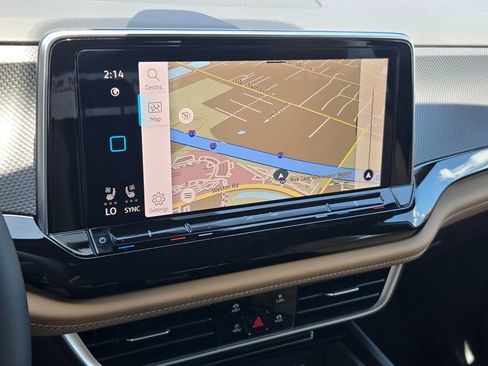 New 2026 Volkswagen Atlas Cross Sport SEL AWD/4WD image 8