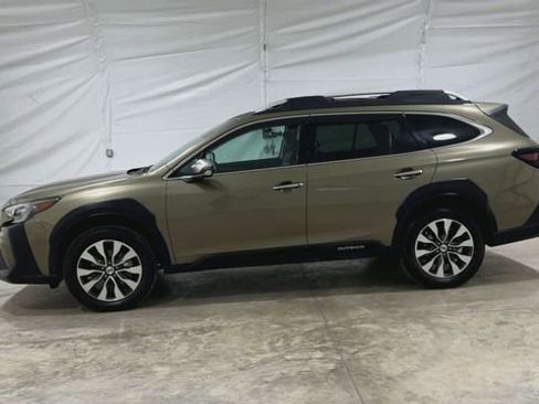 Used 2023 Subaru Outback Touring XT AWD/4WD image 9