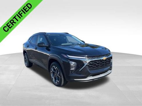 Certified 2024 Chevrolet Trax LT w/ Driver Confidence Package FWD image 8