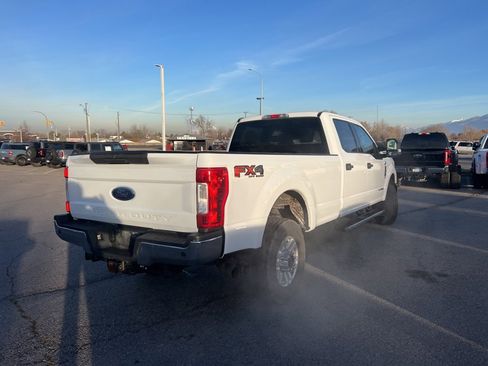 Used 2019 Ford F350 XLT w/ XLT Value Package image 5