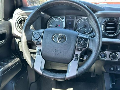 Certified 2019 Toyota Tacoma Limited AWD/4WD image 13