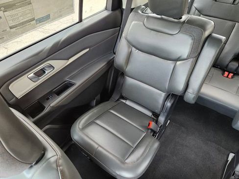 New 2026 Ford Explorer Active image 13