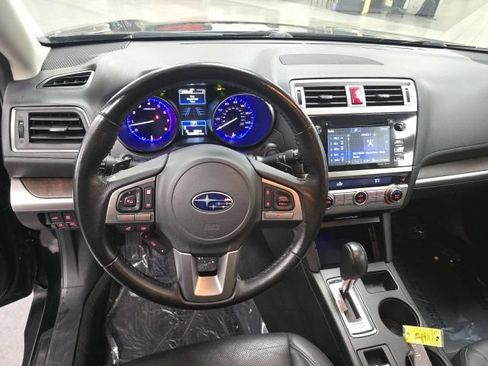 Used 2015 Subaru Outback 2.5i Limited AWD/4WD image 18