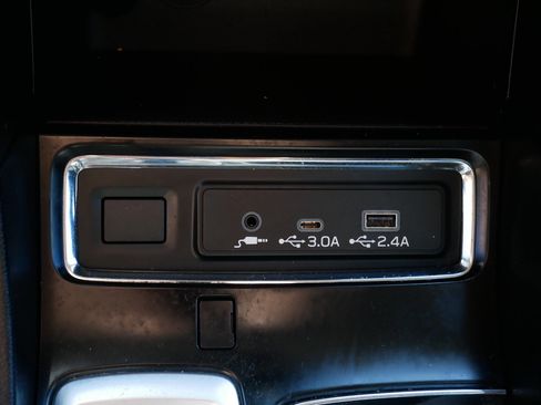 Used 2023 Subaru Ascent Premium AWD/4WD image 30