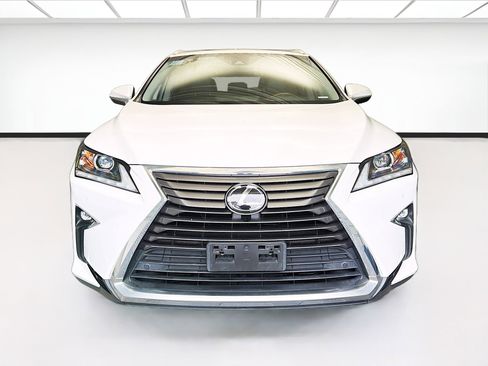 Used 2018 Lexus RX 350L FWD image 2
