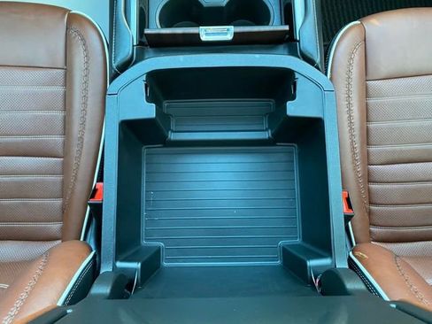 Used 2023 GMC Yukon Denali Ultimate image 42