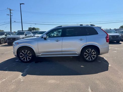 Used 2019 Volvo XC90 T6 Momentum w/ Protection Package Premier AWD/4WD image 8