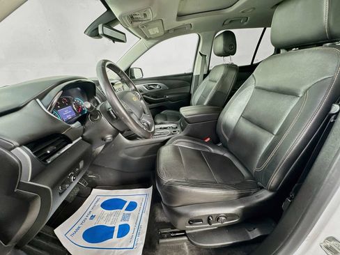 Used 2020 Chevrolet Traverse Premier w/ Redline Edition FWD image 26