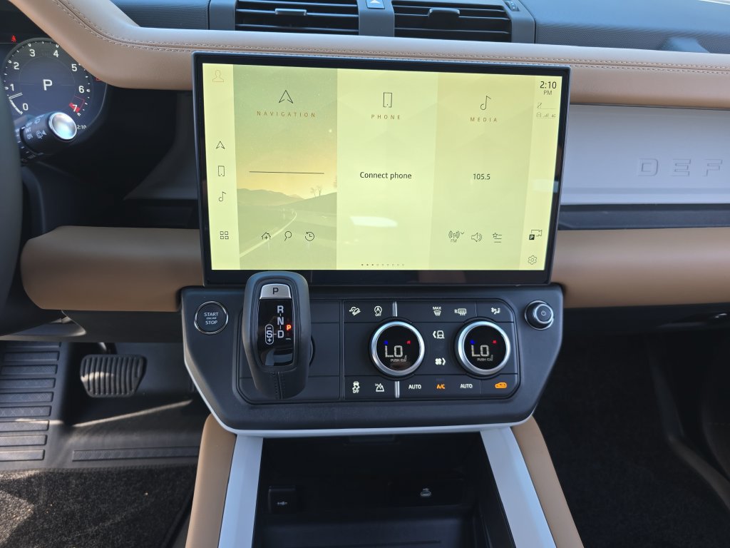 New 2026 Land Rover Defender 110 X-Dynamic SE AWD/4WD image 20