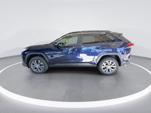 Used 2025 Toyota RAV4 XLE Premium w/ Weather Package AWD/4WD image 5