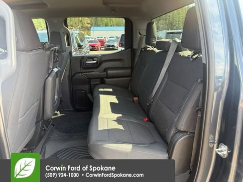 Used 2022 Chevrolet Silverado 1500 Custom Trail Boss AWD/4WD image 11
