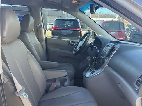 Used 2010 Kia Sedona EX w/ Luxury Pkg image 21