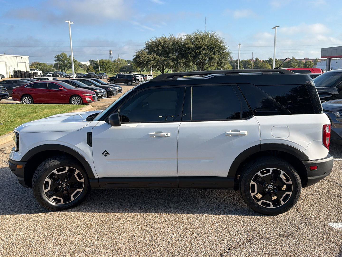Used 2022 Ford Bronco Sport Outer Banks w/ Tech Package AWD/4WD image 6