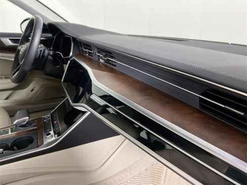 Used 2023 Audi A6 Premium Plus image 31