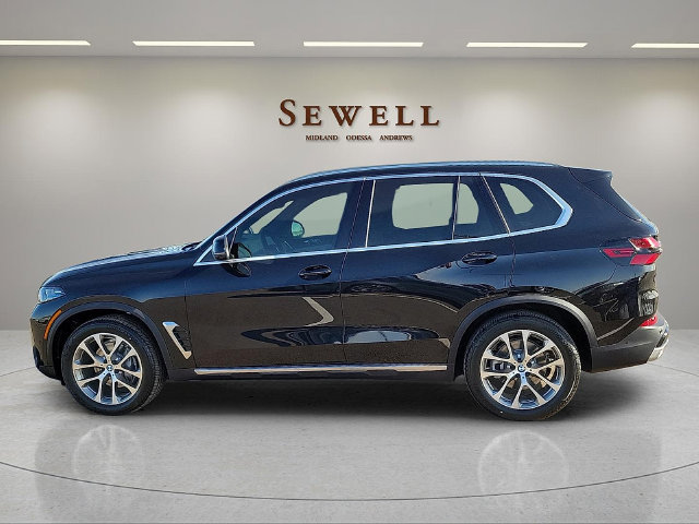 Used 2026 BMW X5 xDrive40i w/ Premium Package AWD/4WD image 2