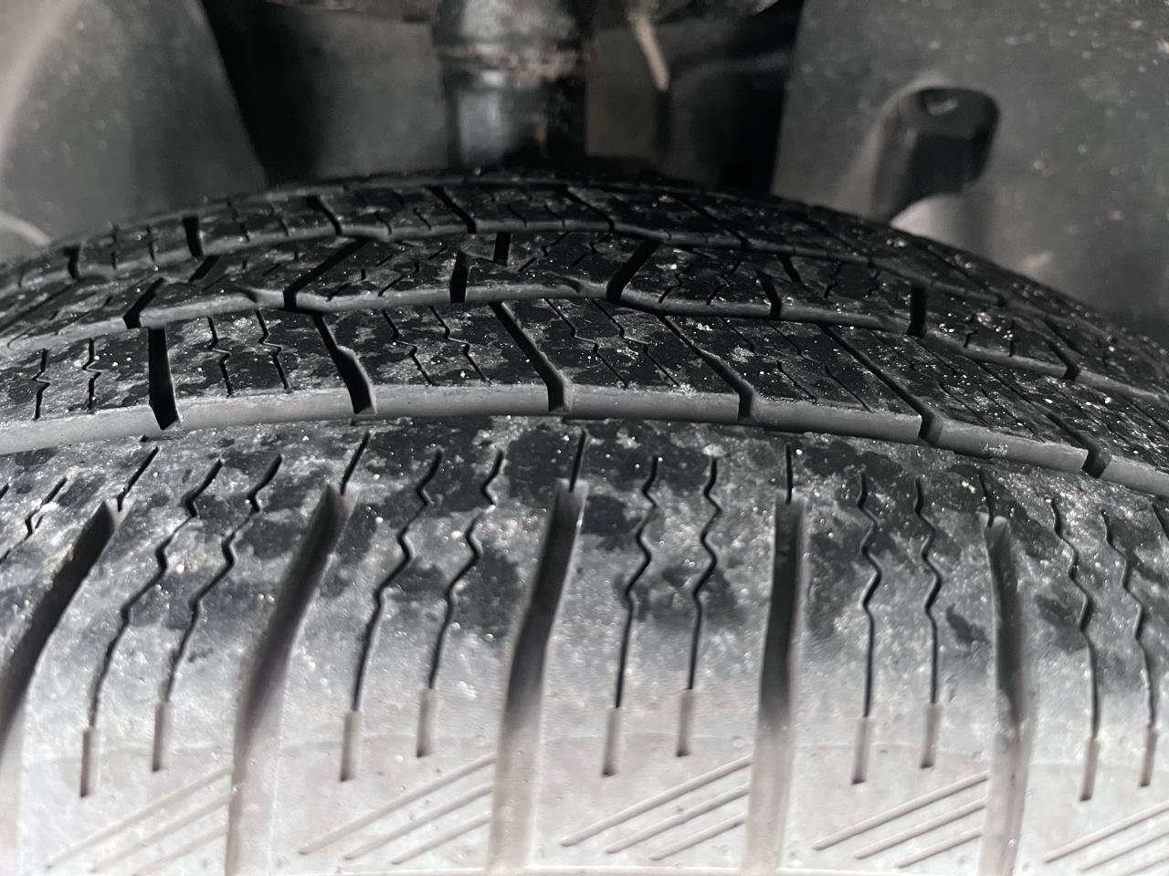 Used 2015 Ford Explorer XLT w/ Equipment Group 202B AWD/4WD image 10