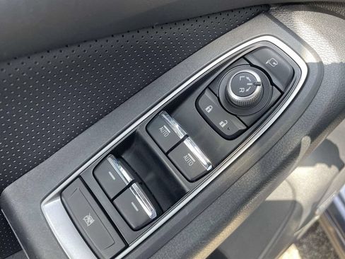 Used 2023 Subaru Ascent Limited w/ Technology Package AWD/4WD image 19