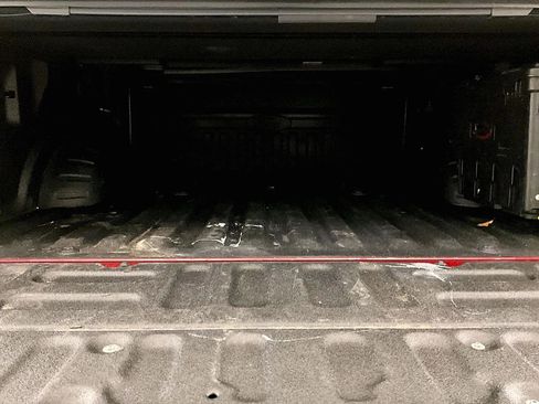 Used 2022 Ford F250 Lariat w/ Tremor Off-Road Package image 33