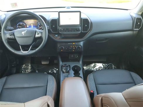 Used 2024 Ford Bronco Sport Outer Banks w/ Tech Package image 15