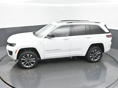 Used 2022 Jeep Grand Cherokee Overland image 44