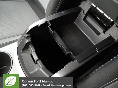 Used 2017 Ford C-MAX SE image 20