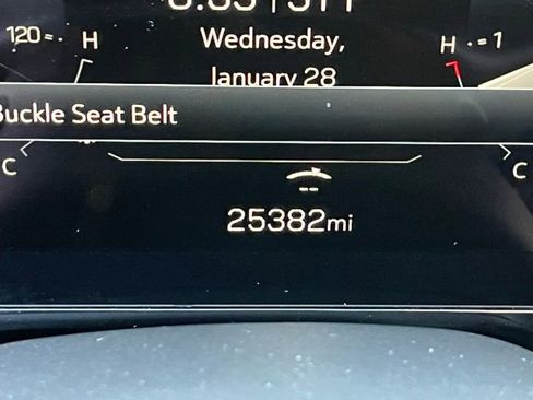 Used 2025 GMC Yukon Denali image 20