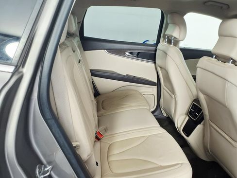 Used 2016 Lincoln MKX Select w/ Select Plus Package FWD image 14