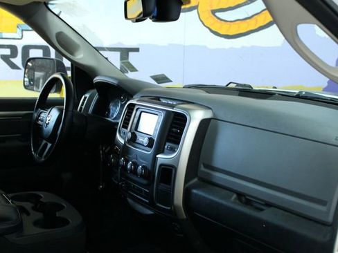 Used 2019 RAM 1500 Classic Warlock AWD/4WD image 10