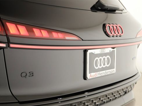 New 2026 Audi Q3 quattro 2.0T image 27