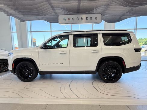 New 2026 Jeep Grand Wagoneer Limited AWD/4WD image 5