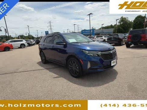 Certified 2023 Chevrolet Equinox RS w/ RS Leather Package AWD/4WD image 2
