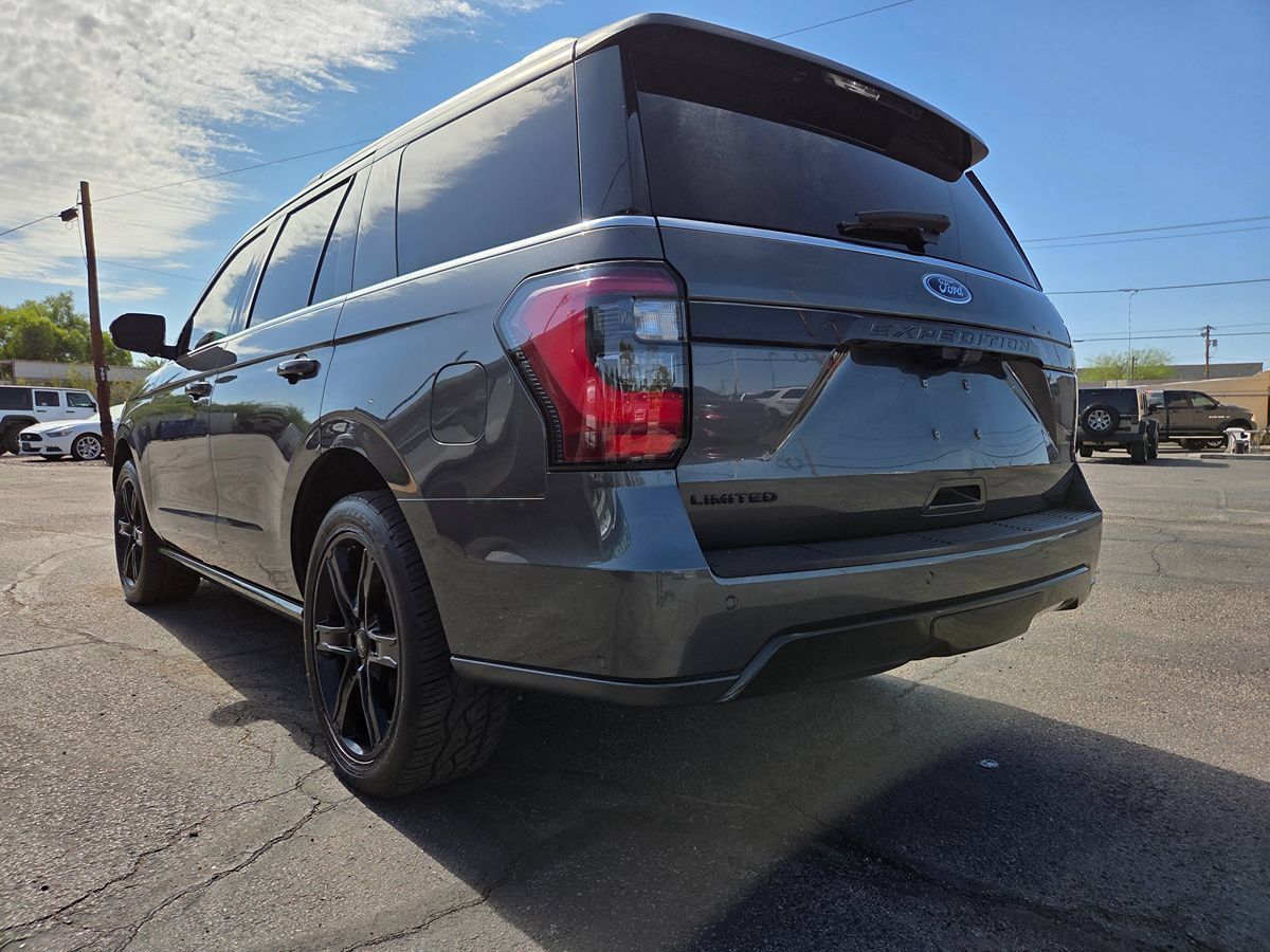 Used 2019 Ford Expedition Limited w/ Equipment Group 303A AWD/4WD image 16