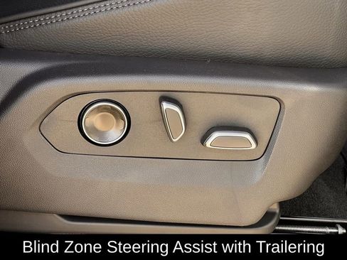 New 2026 GMC Yukon XL Denali w/ Denali Reserve Package image 28